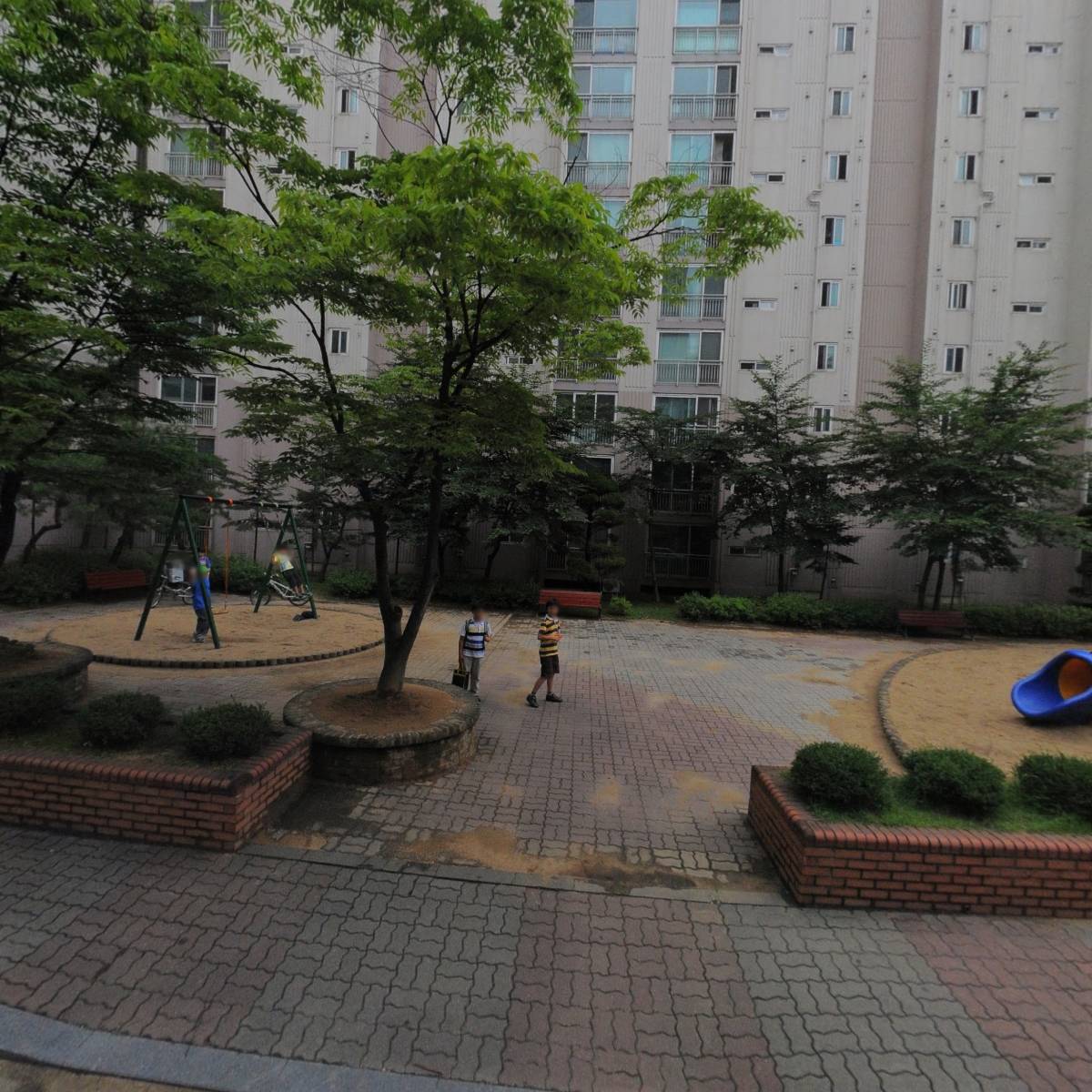 와이리움(Y.RIUM)