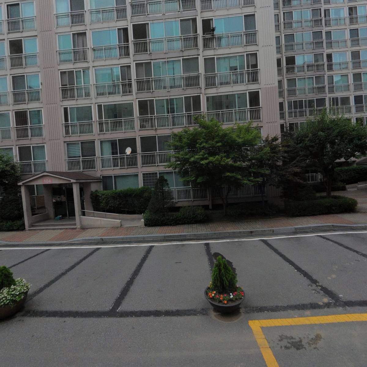 와이리움(Y.RIUM)_3