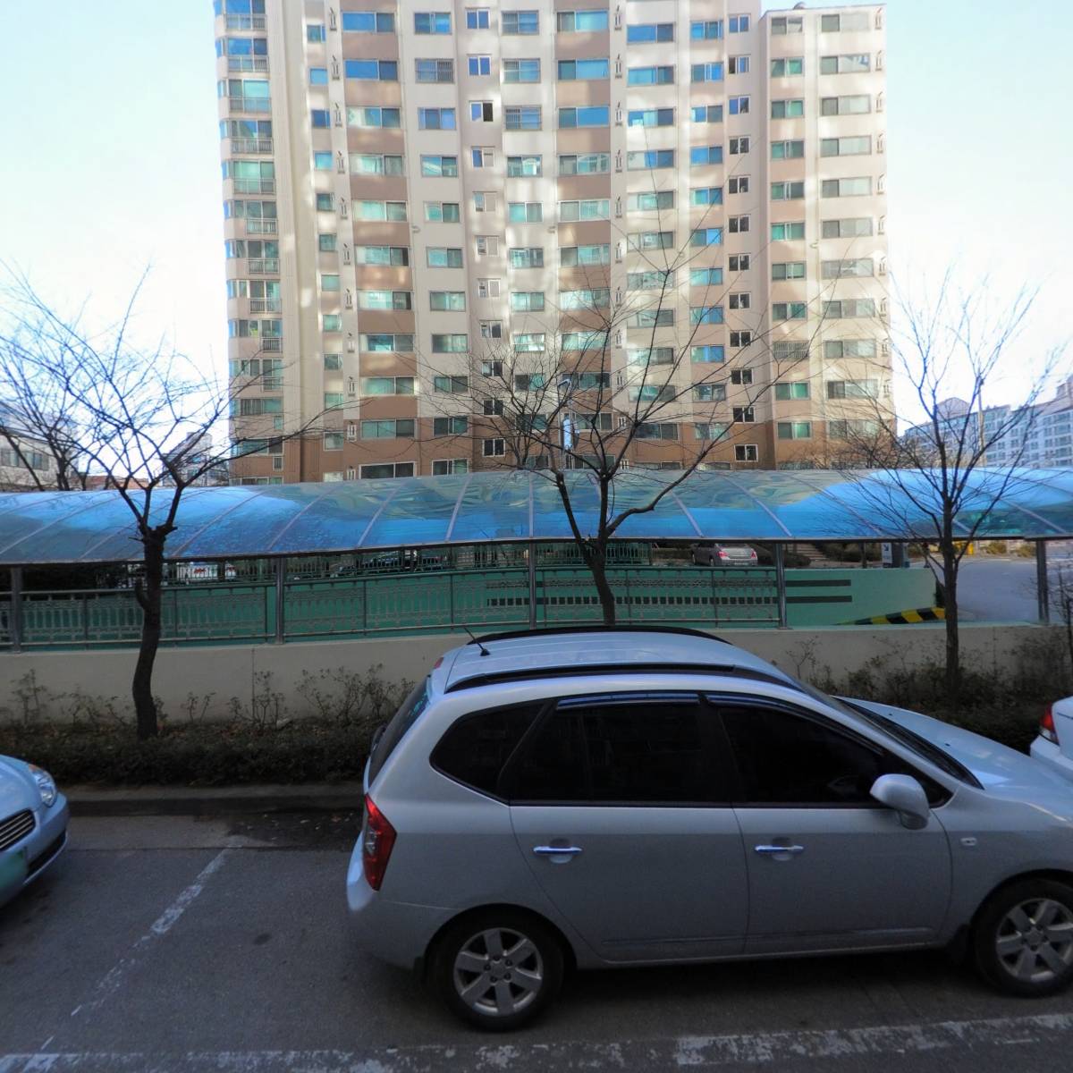 오프레스트로스터리_3
