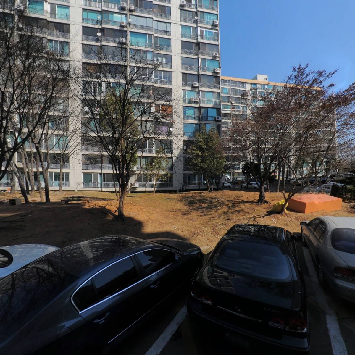 (주）더필로소피아