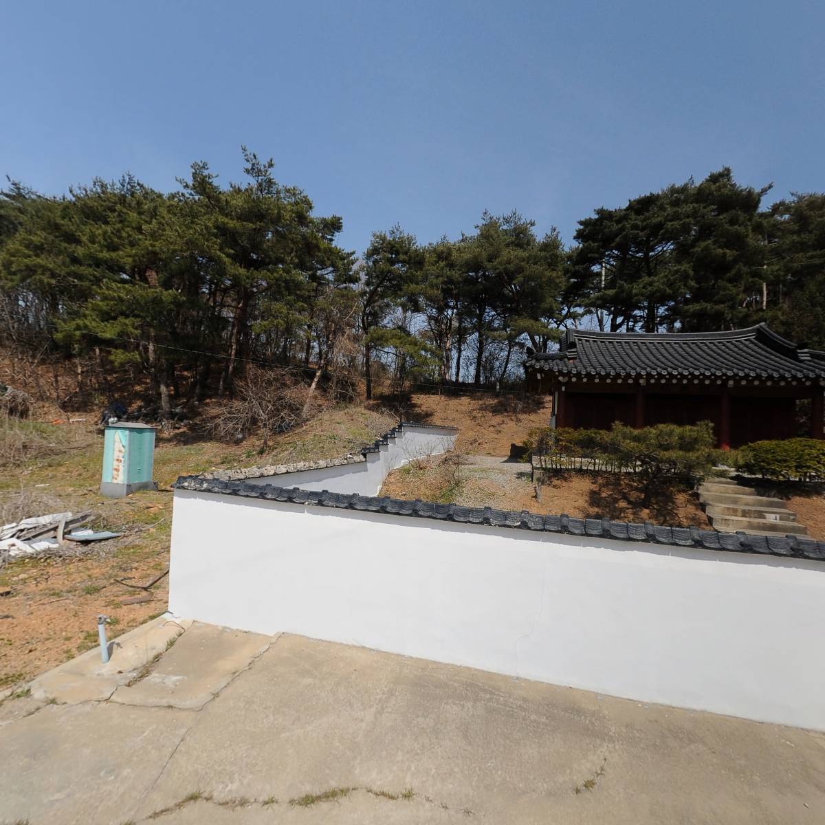 교동인씨참의공파52세조（홍헌）종중