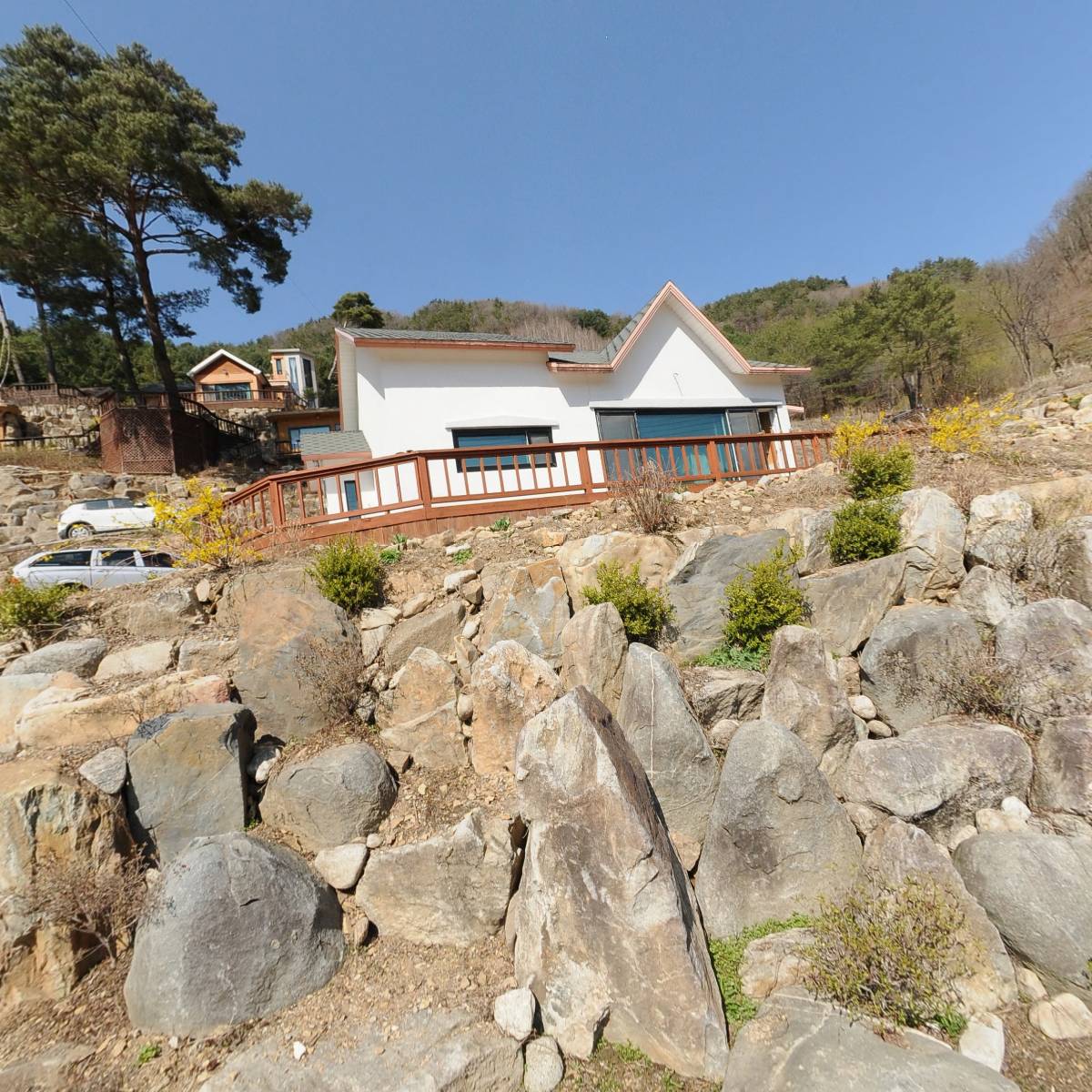 （주）으라차차