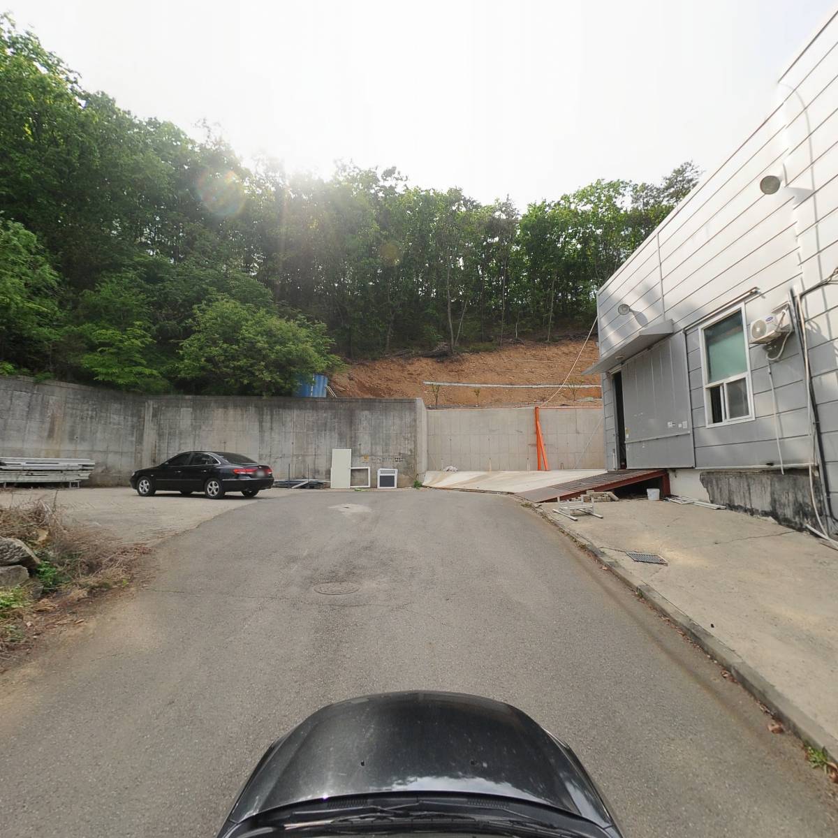 여백_4
