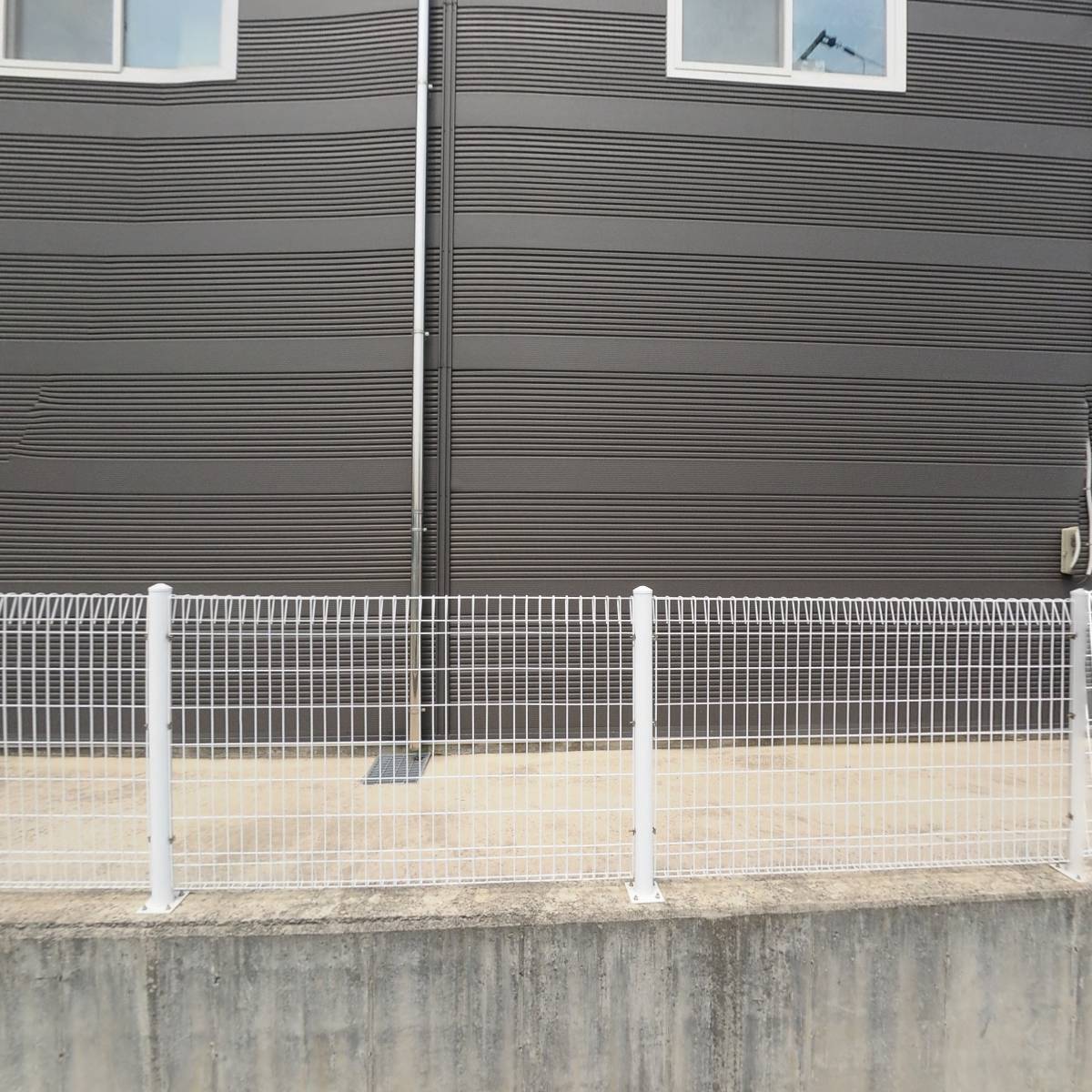 (주)엠버