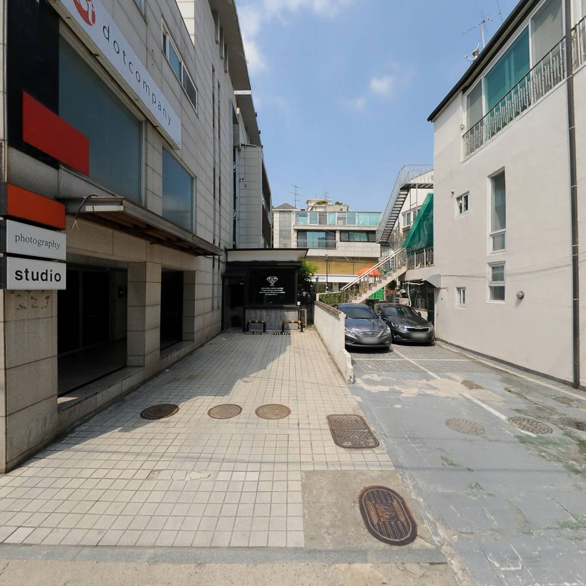 폴스튜디오
