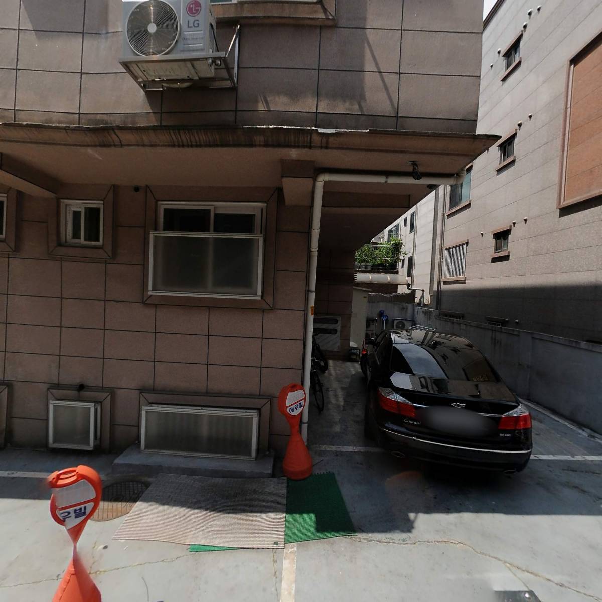 마카모예브레드바_3