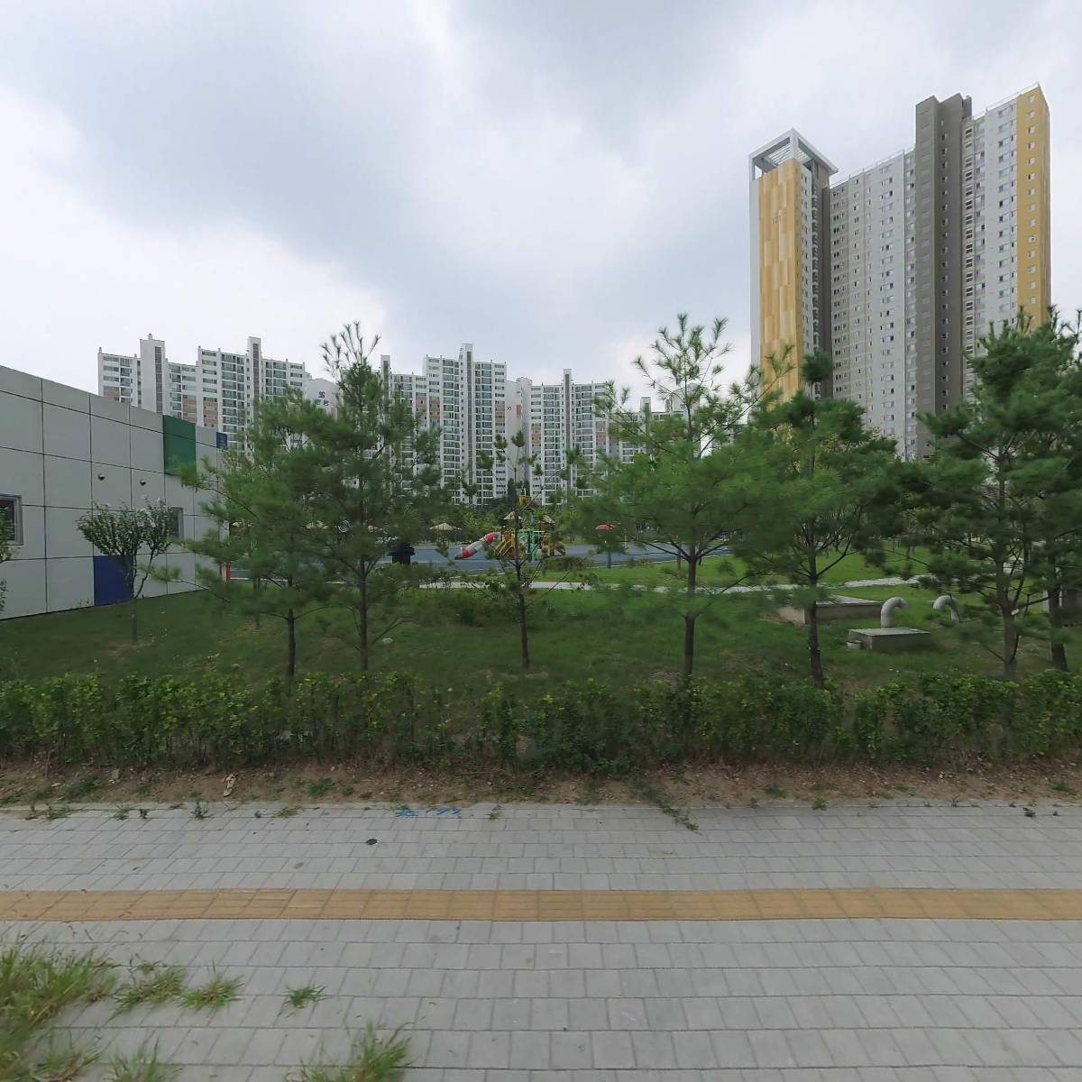 망포4층약국