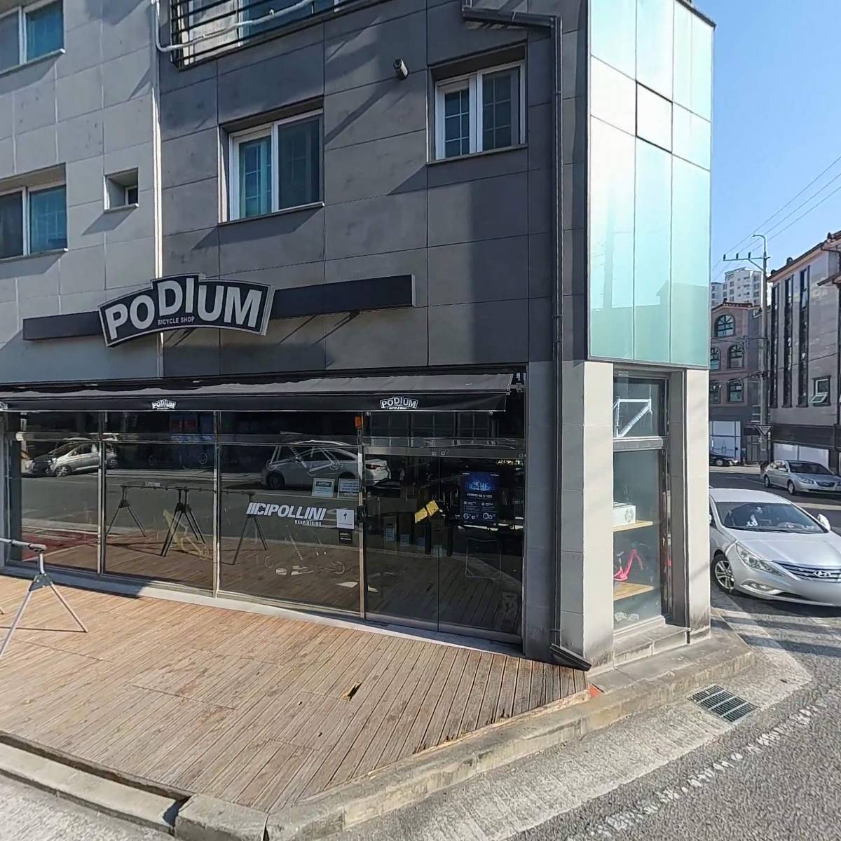 포디엄(PODIUM)