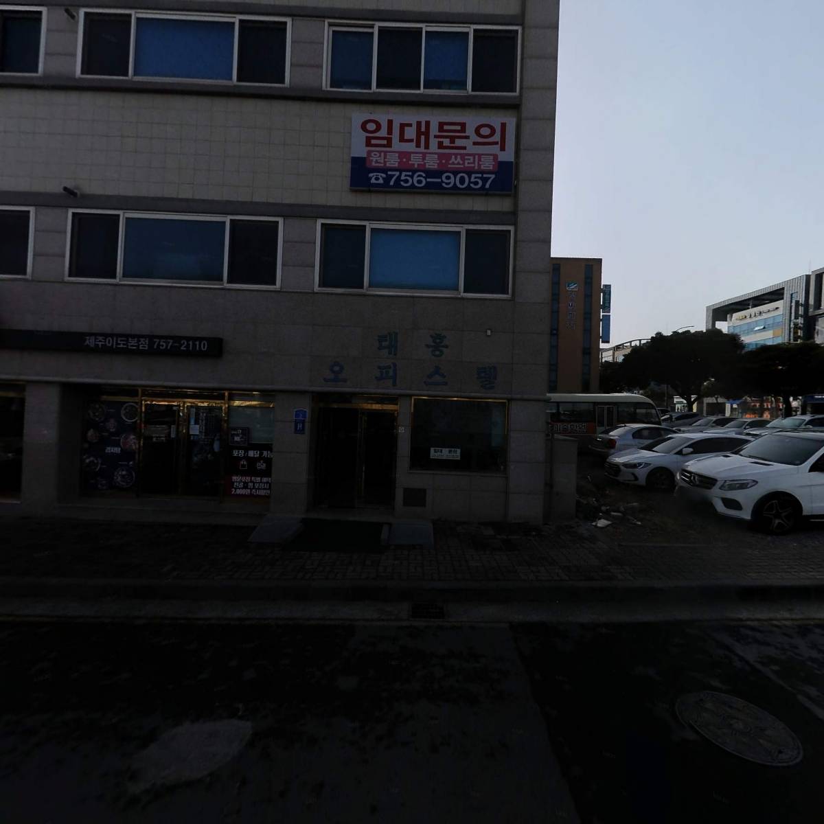 에이바우트커피중앙여고점_3