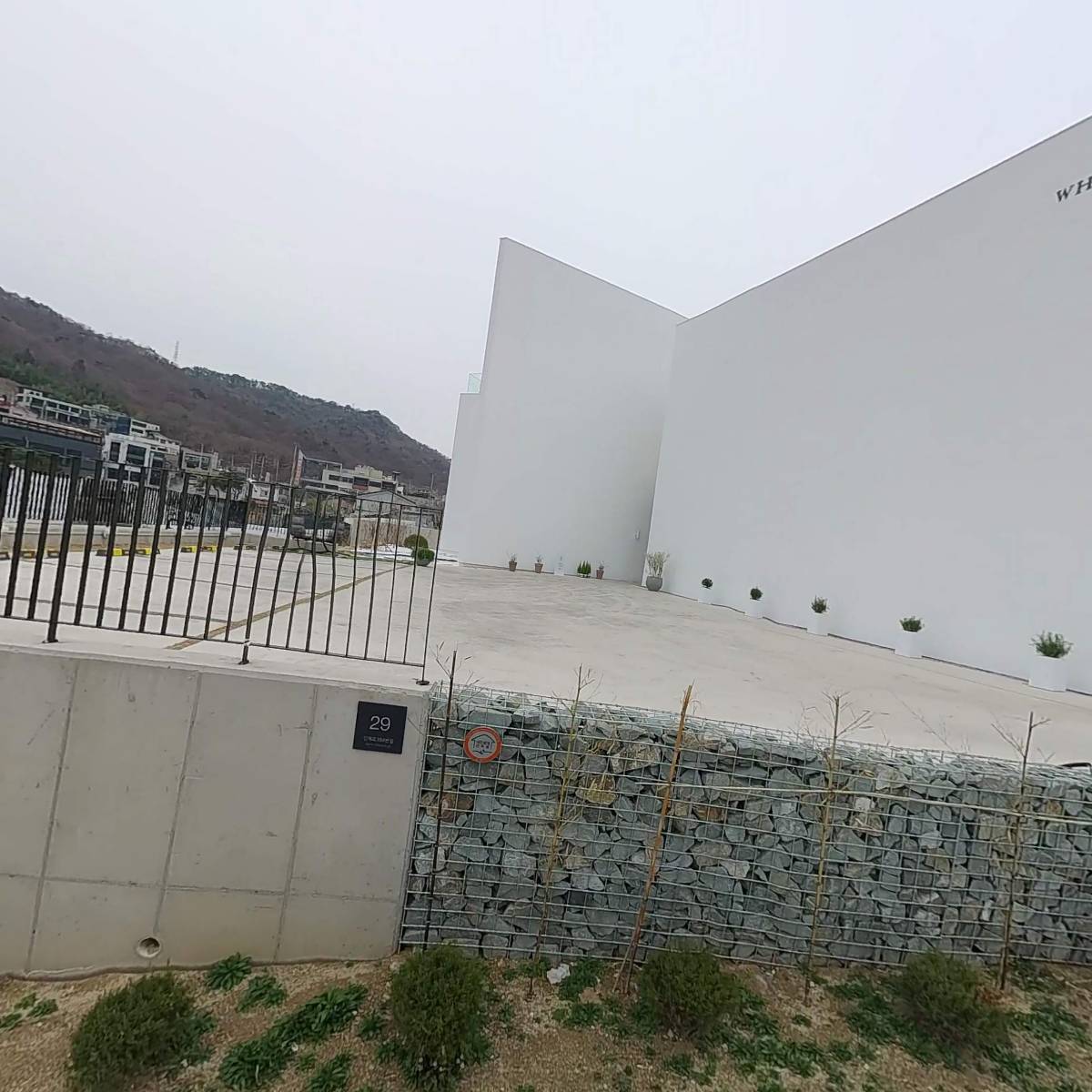 크레이지 리치 영(CR4ZY R1CH Y0UNG)_3