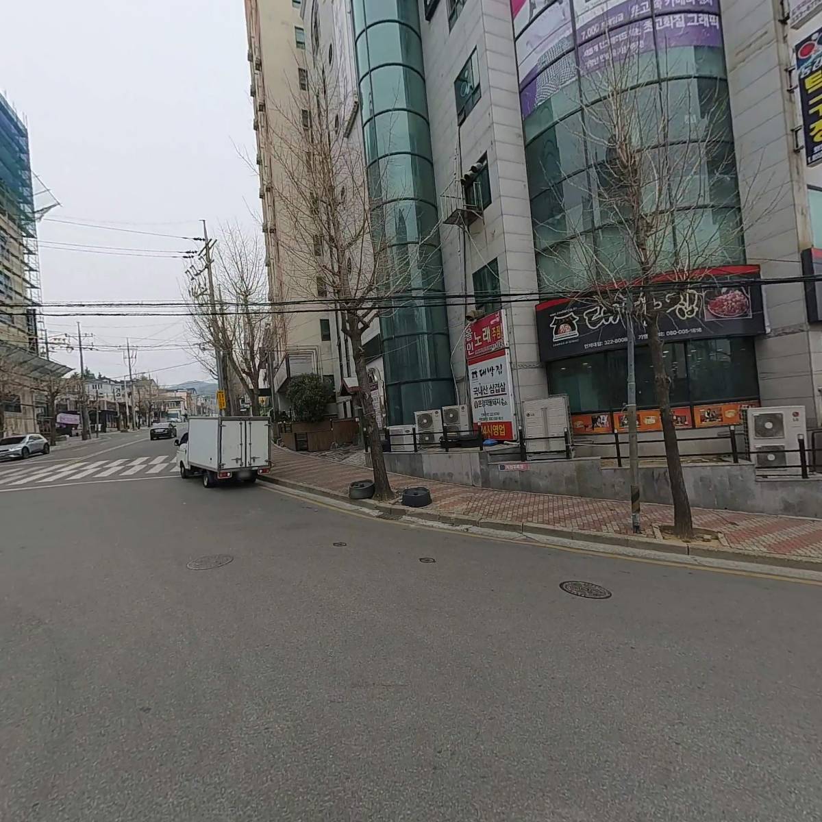 투앤포정신병원