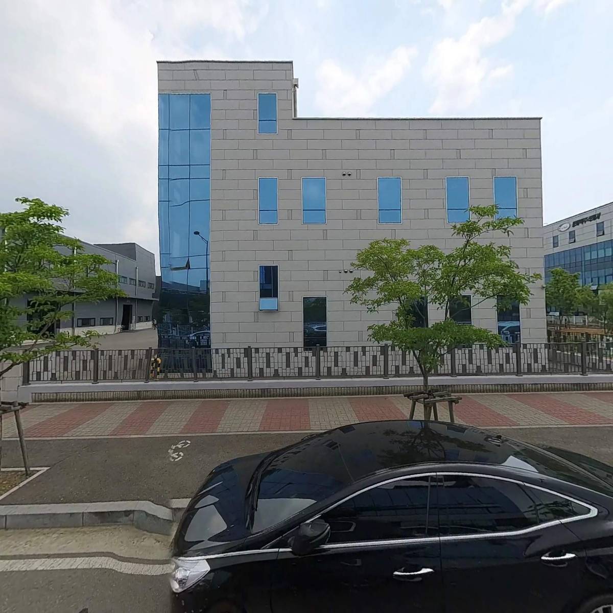 주식회사 디와이솔리텍