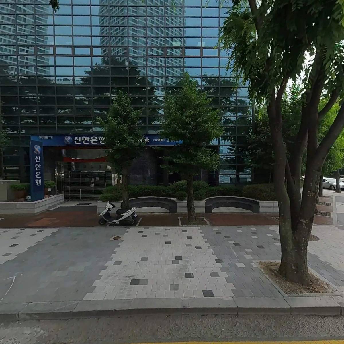인테그리스코리아 (주)