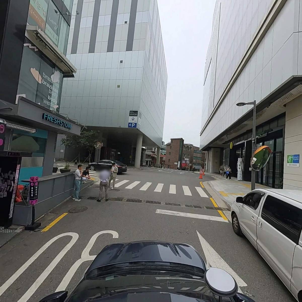 세븐일레븐 홍대5번출구점_4