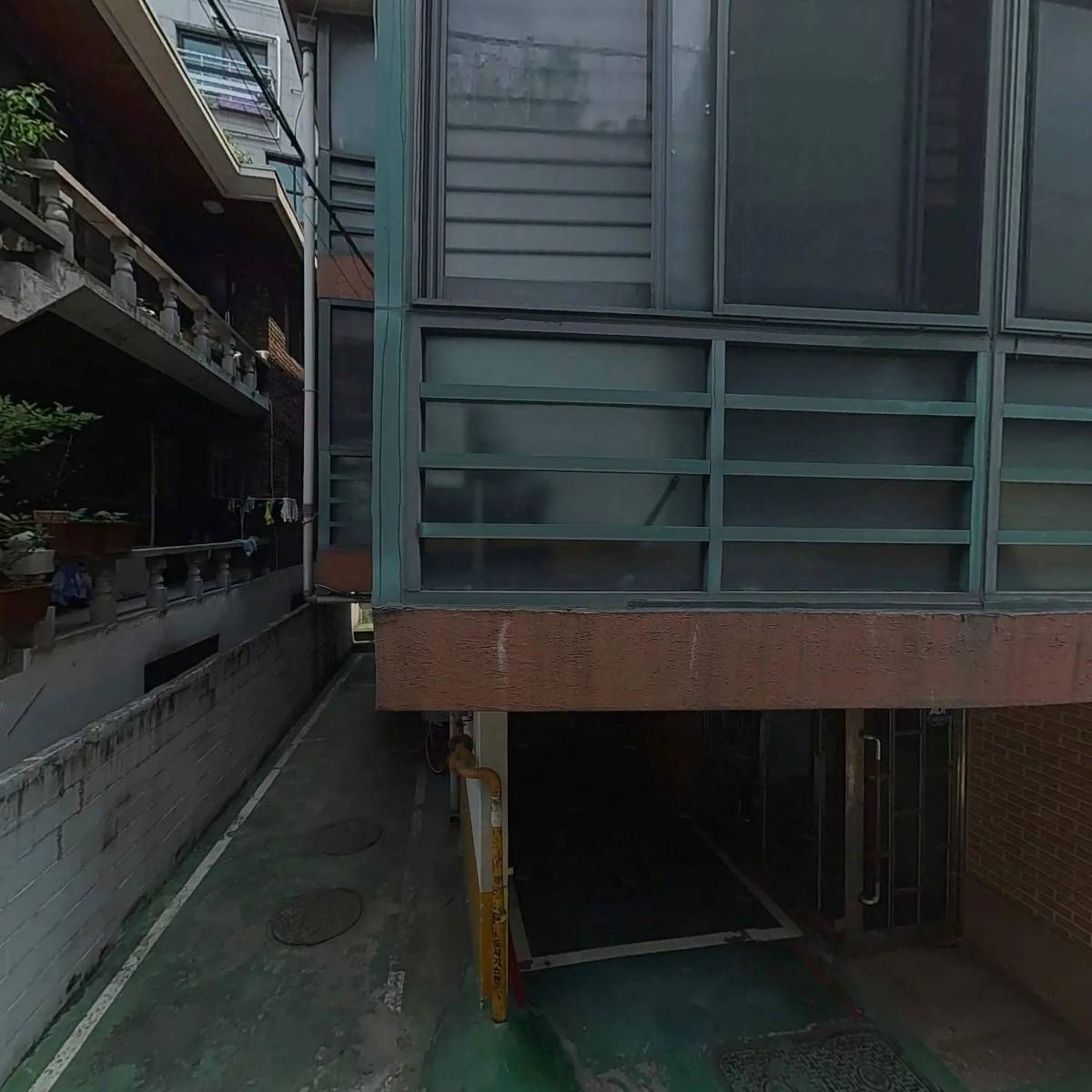 레즈노(RESNO)