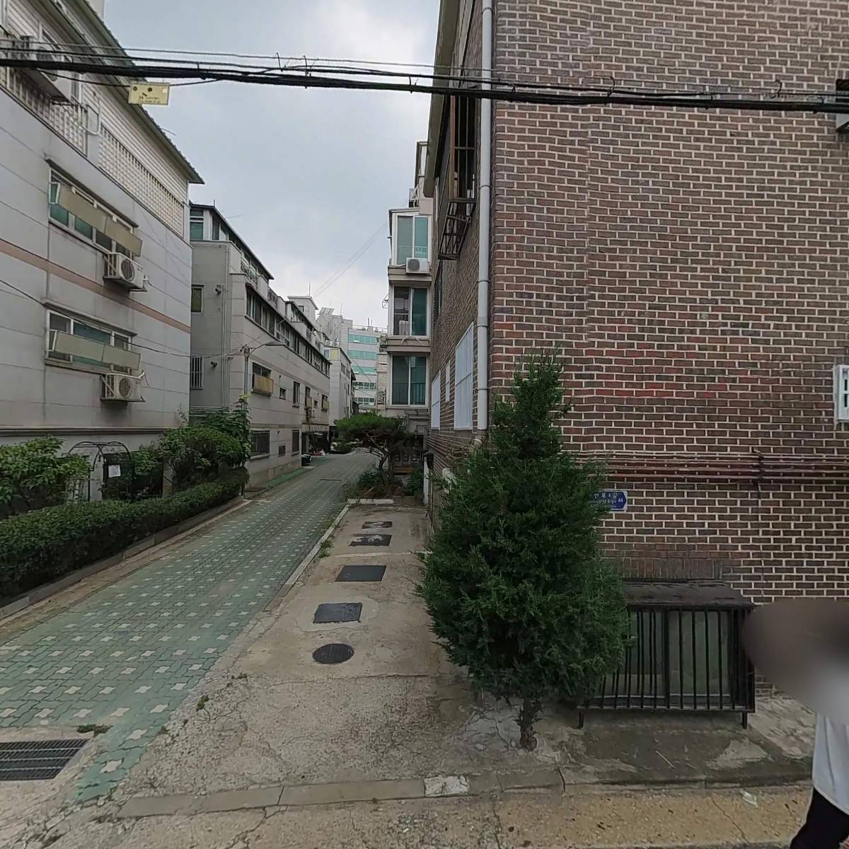 주식회사 에스에이치케이앤웨일_3