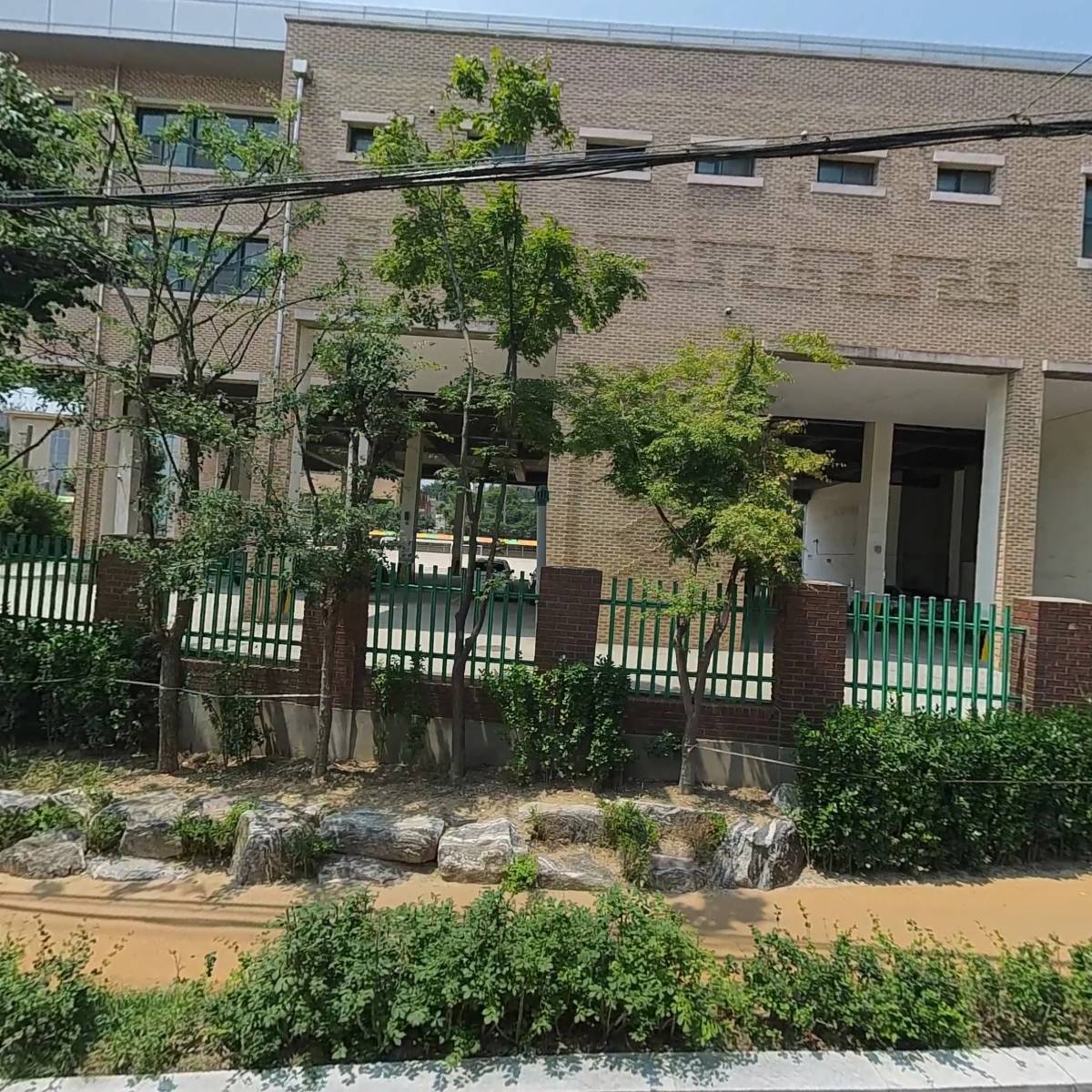 라스홀딩스