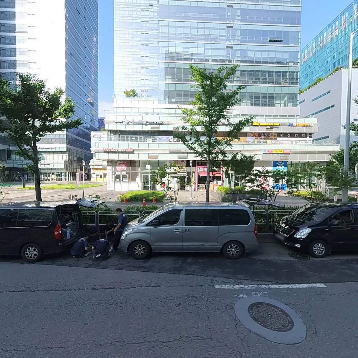 (주)로이월드