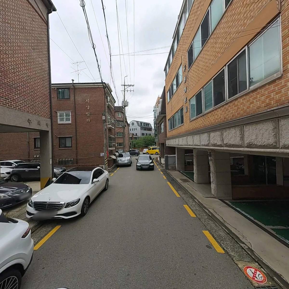 얼터픽쳐스_2