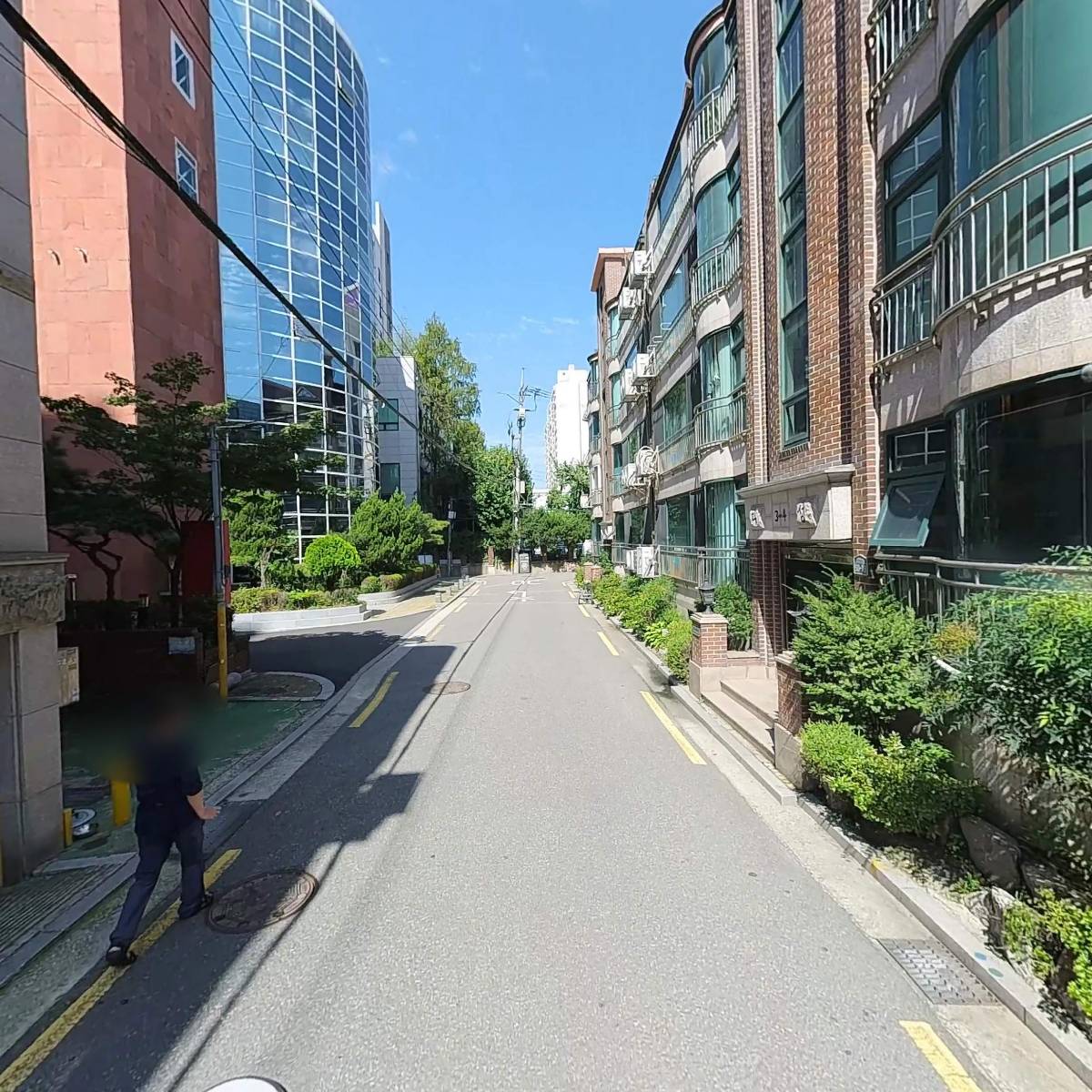 컨티뉴어스(CONTINEWUS)_2