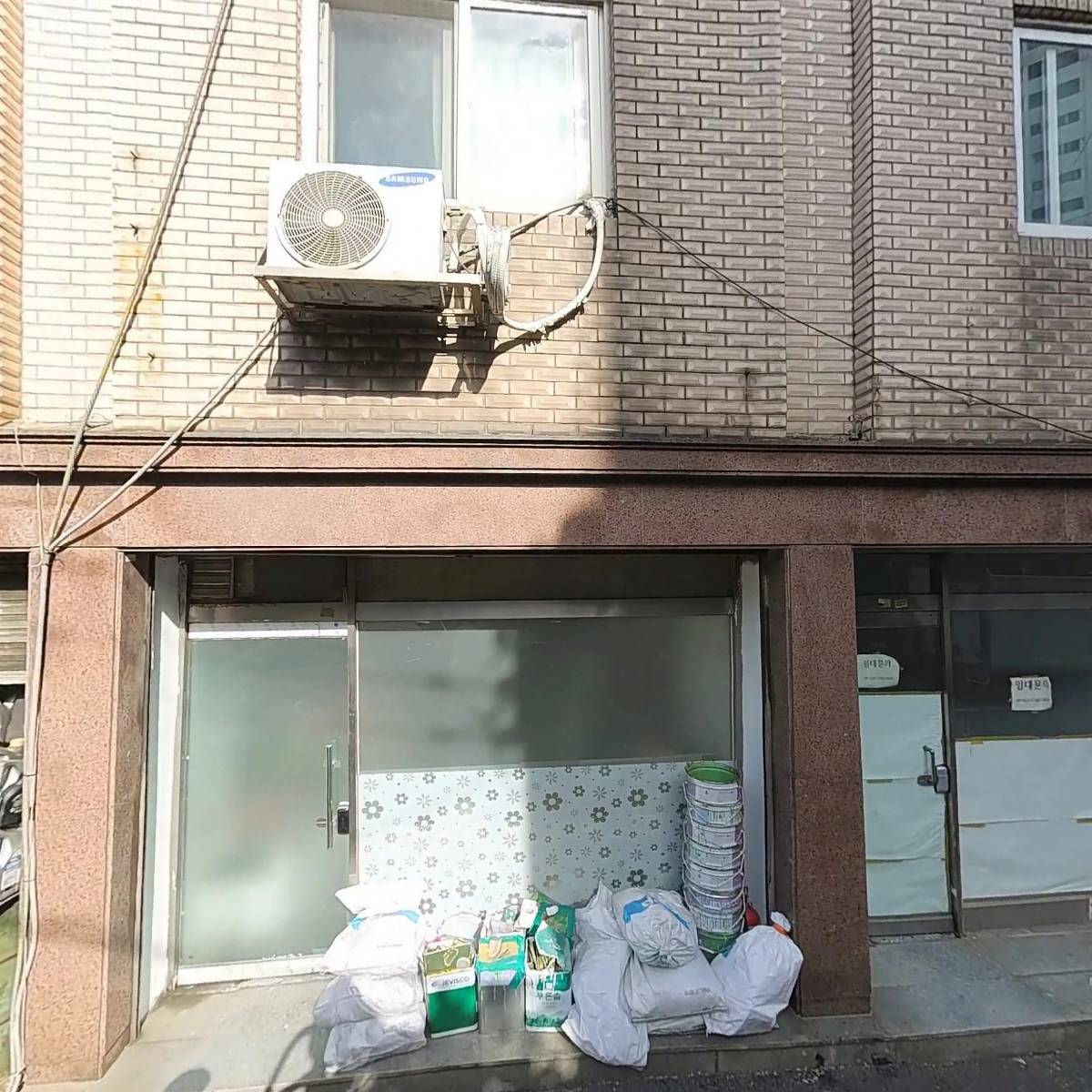 (주)디자인그룹라움