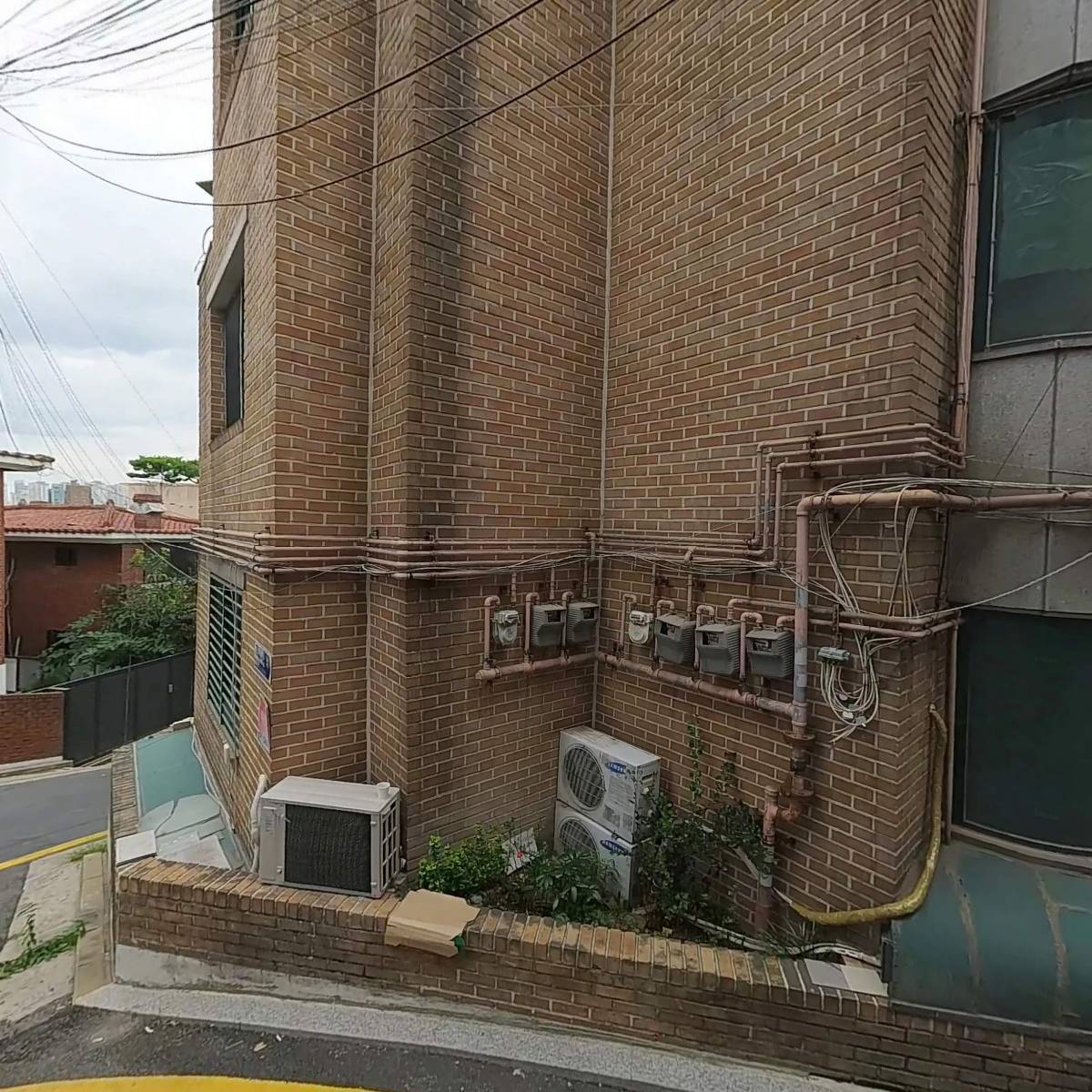 (주)에스지세라
