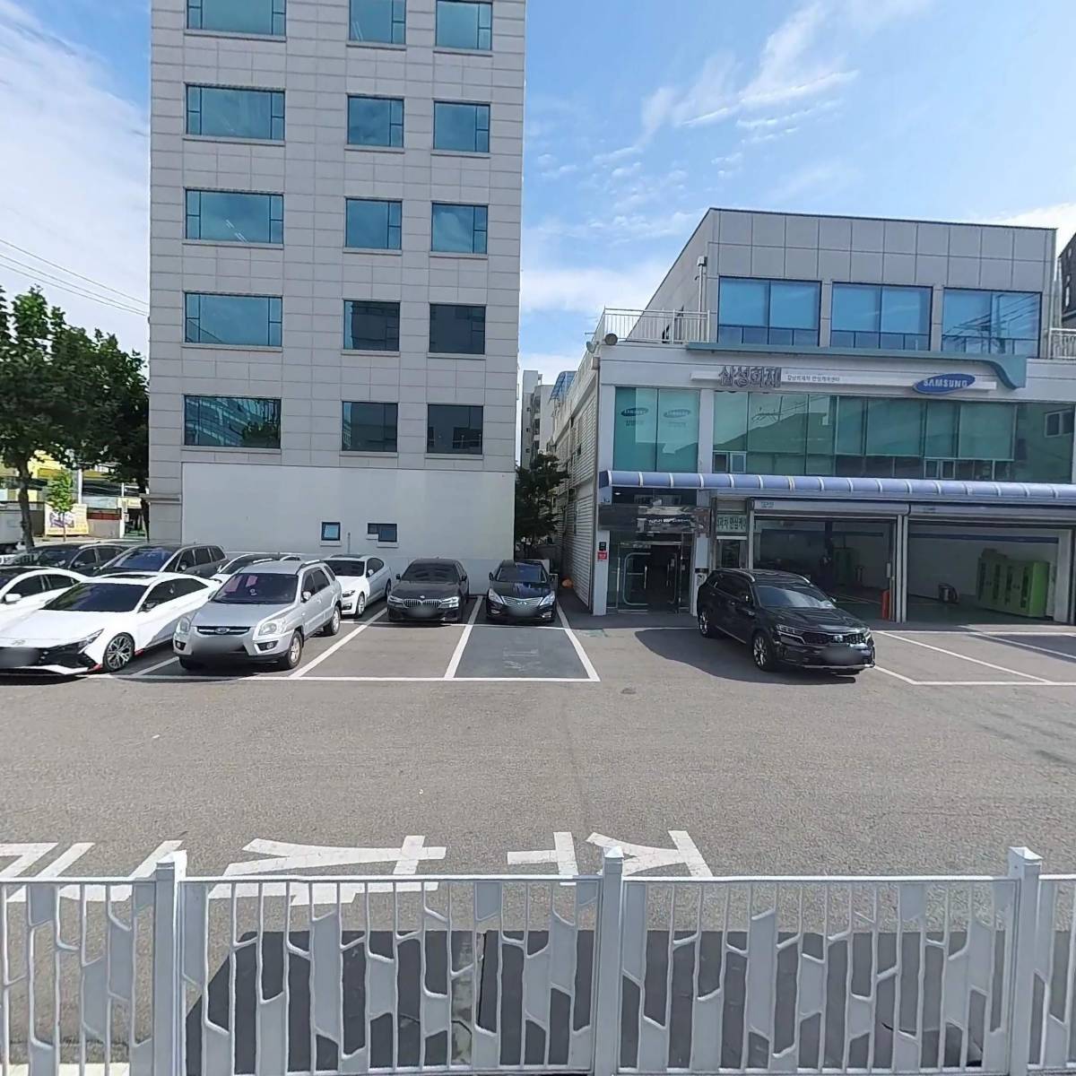 씨아이더블유(주)