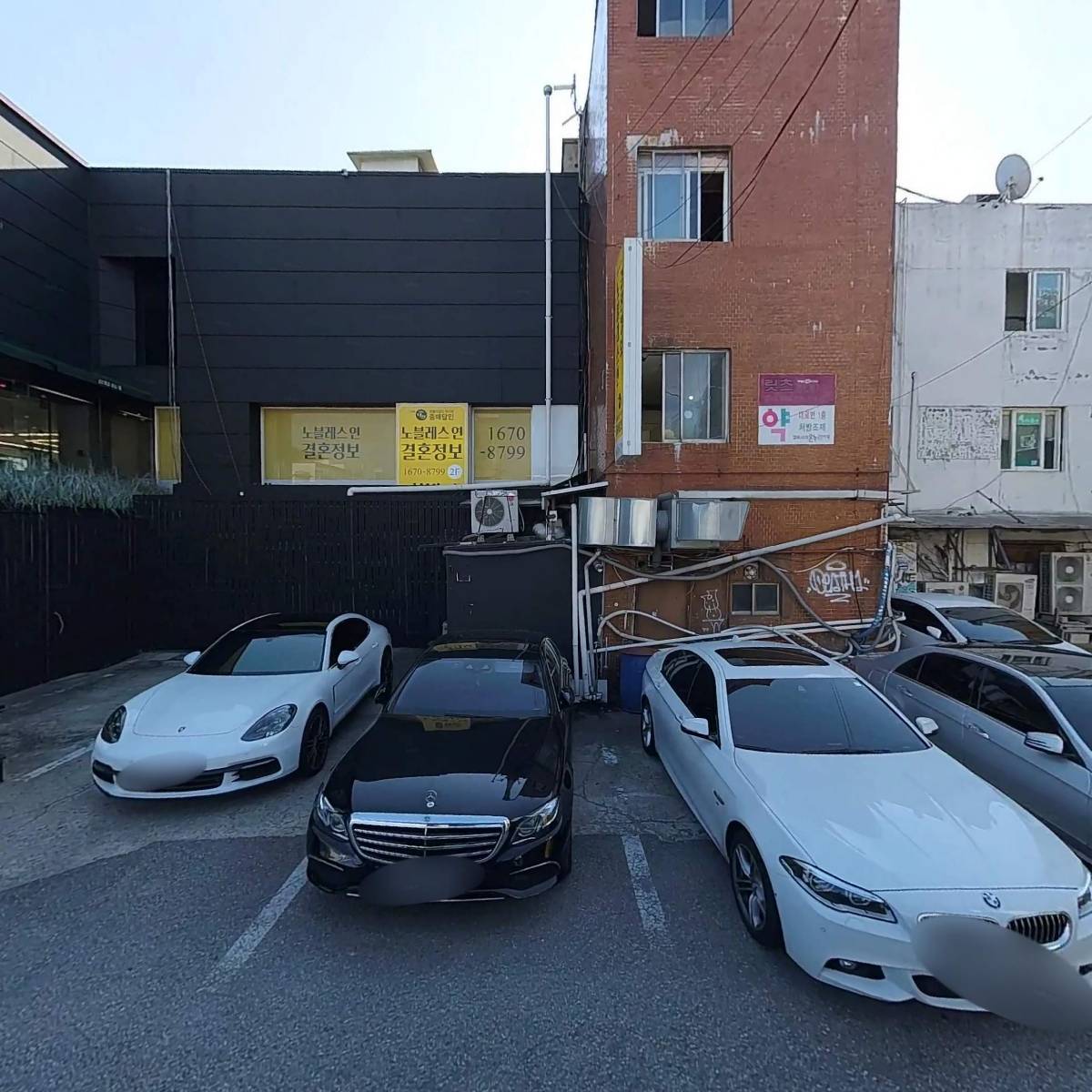 리우인서울바이우리우(LiuinSeoulbyoorioo)