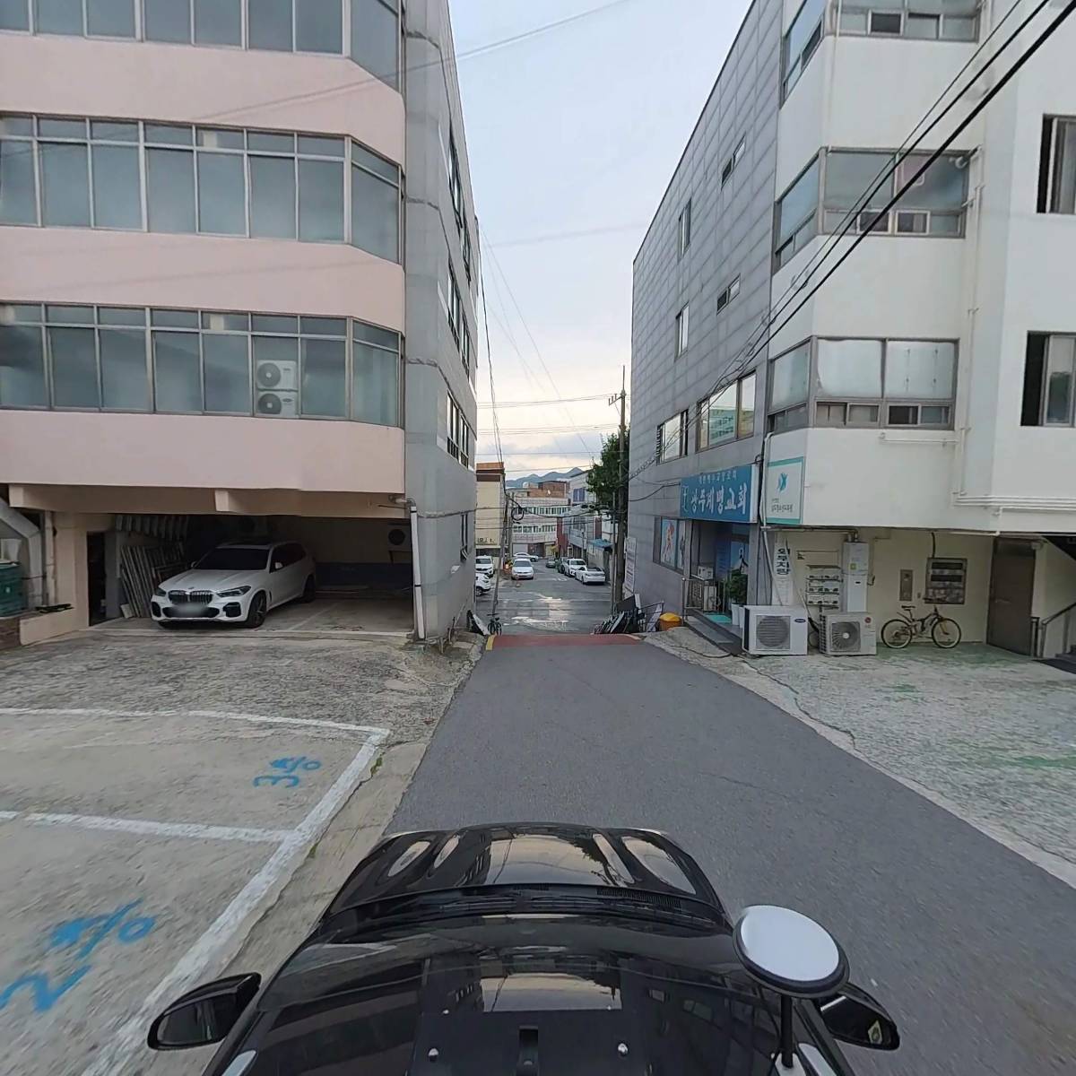 쭈니와큐비클_4