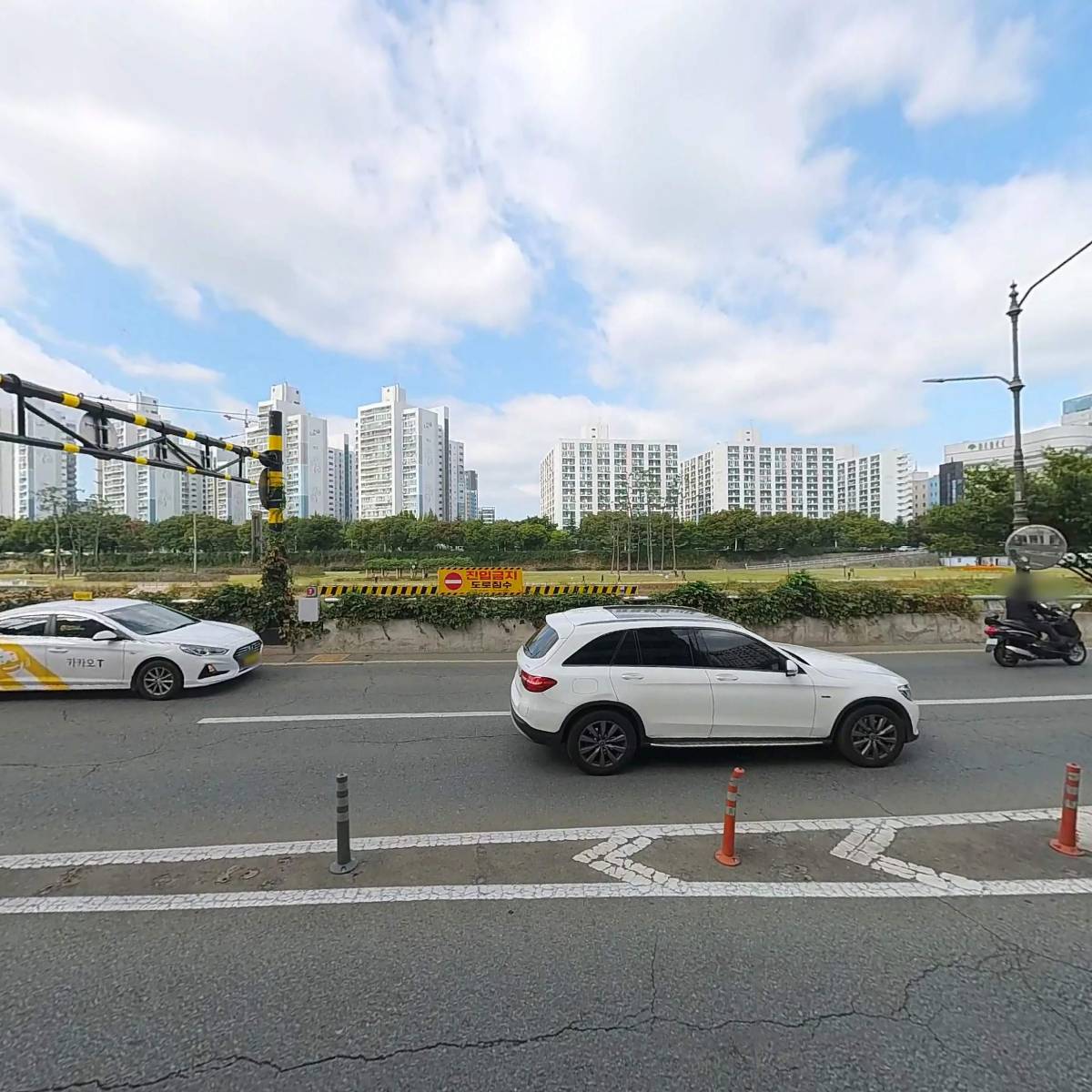 피플아키테리어_3
