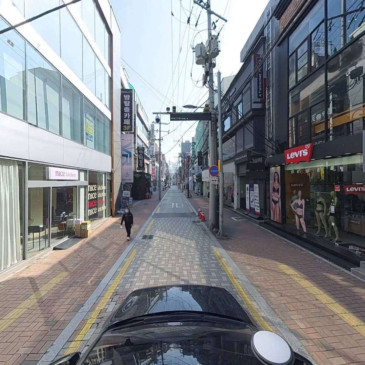 리바이스바디웨어_4