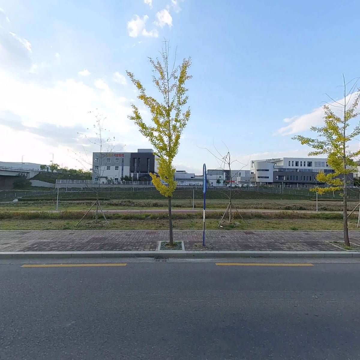 (주)알앤유_3