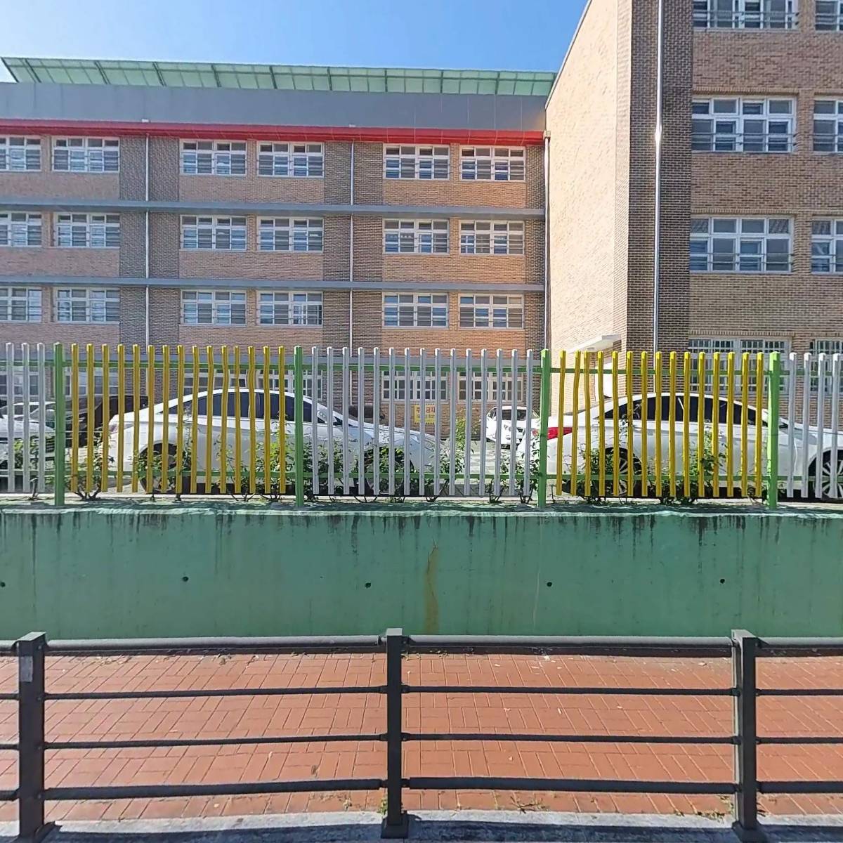 불로초등학교