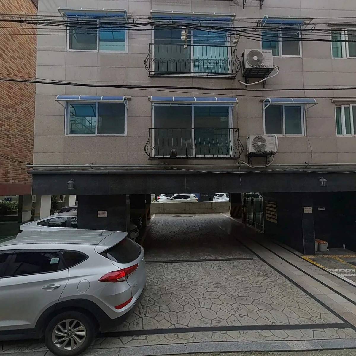 와이에스비투비