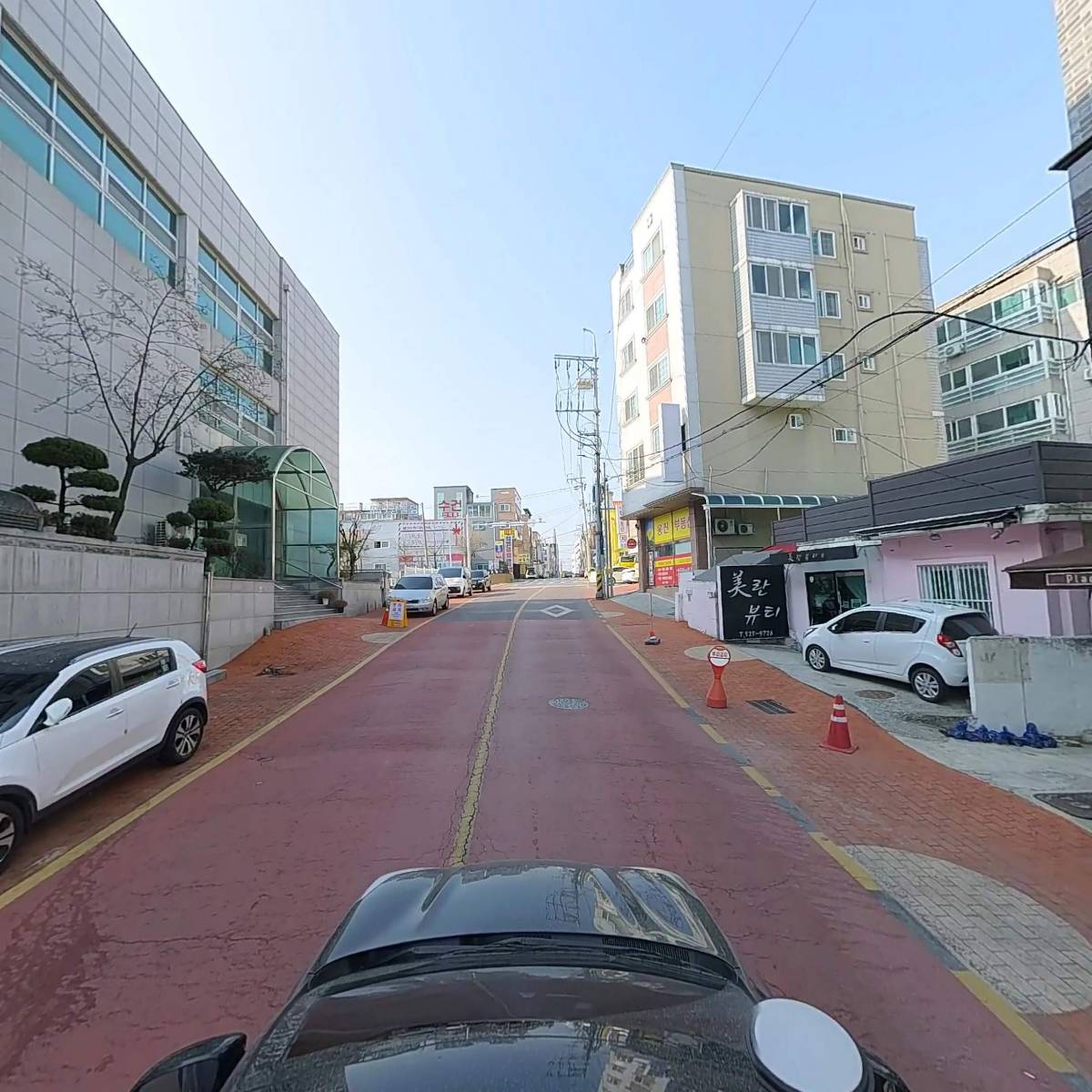 플레이스원바이포(PLACE1X4)_4