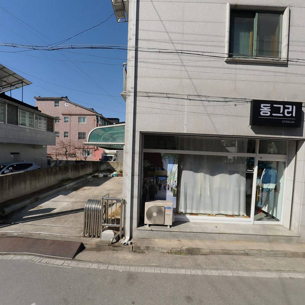 청춘돼지촌