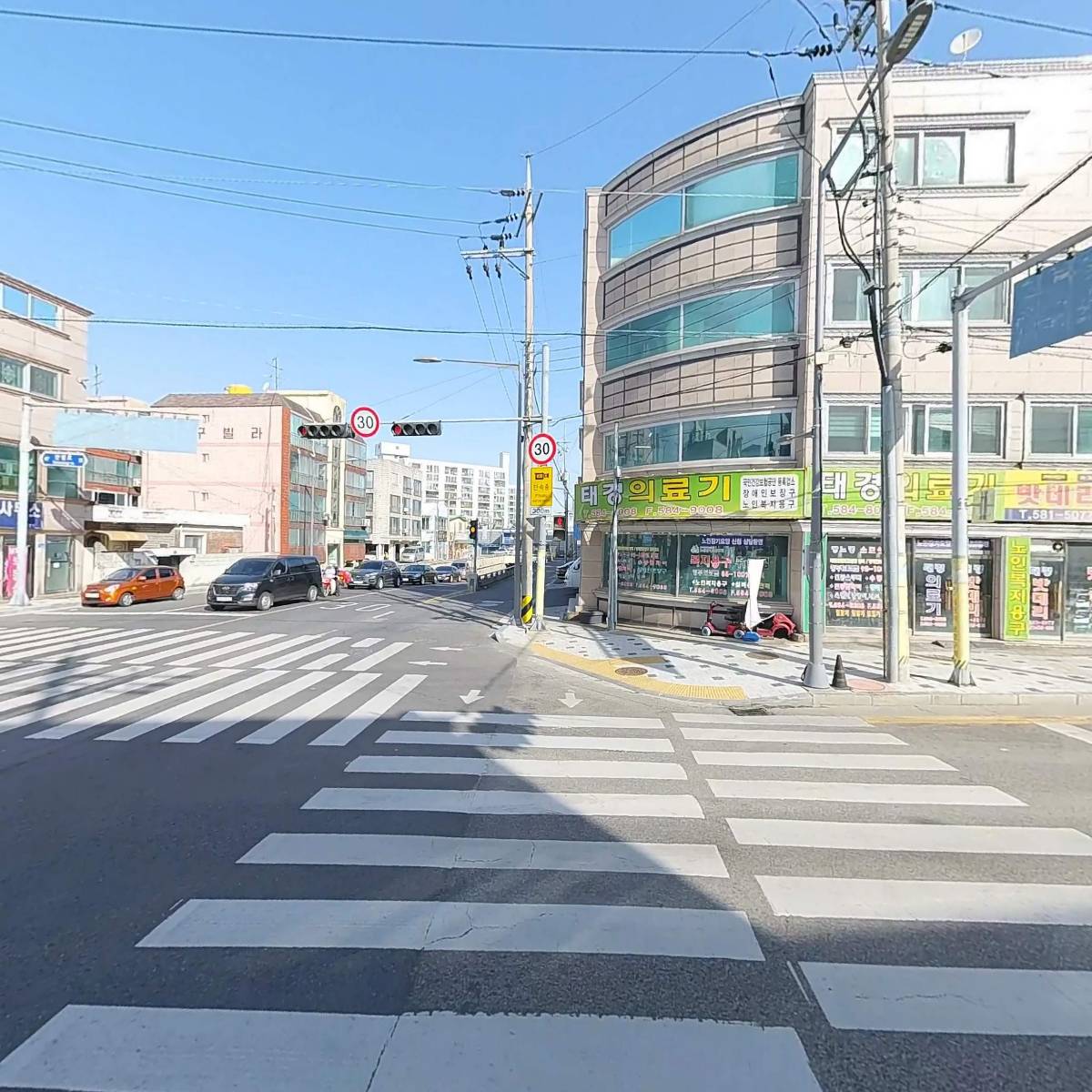 비에이치씨치킨_3