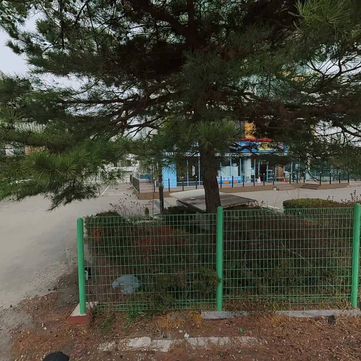 더캠핑