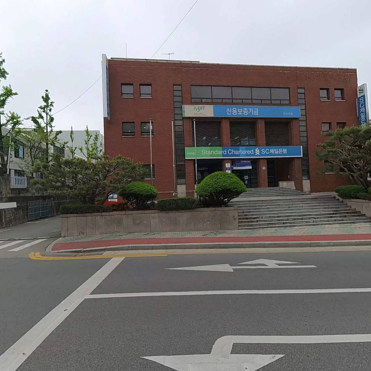 （주）한국스탠다드차타드은행 구미지점_3
