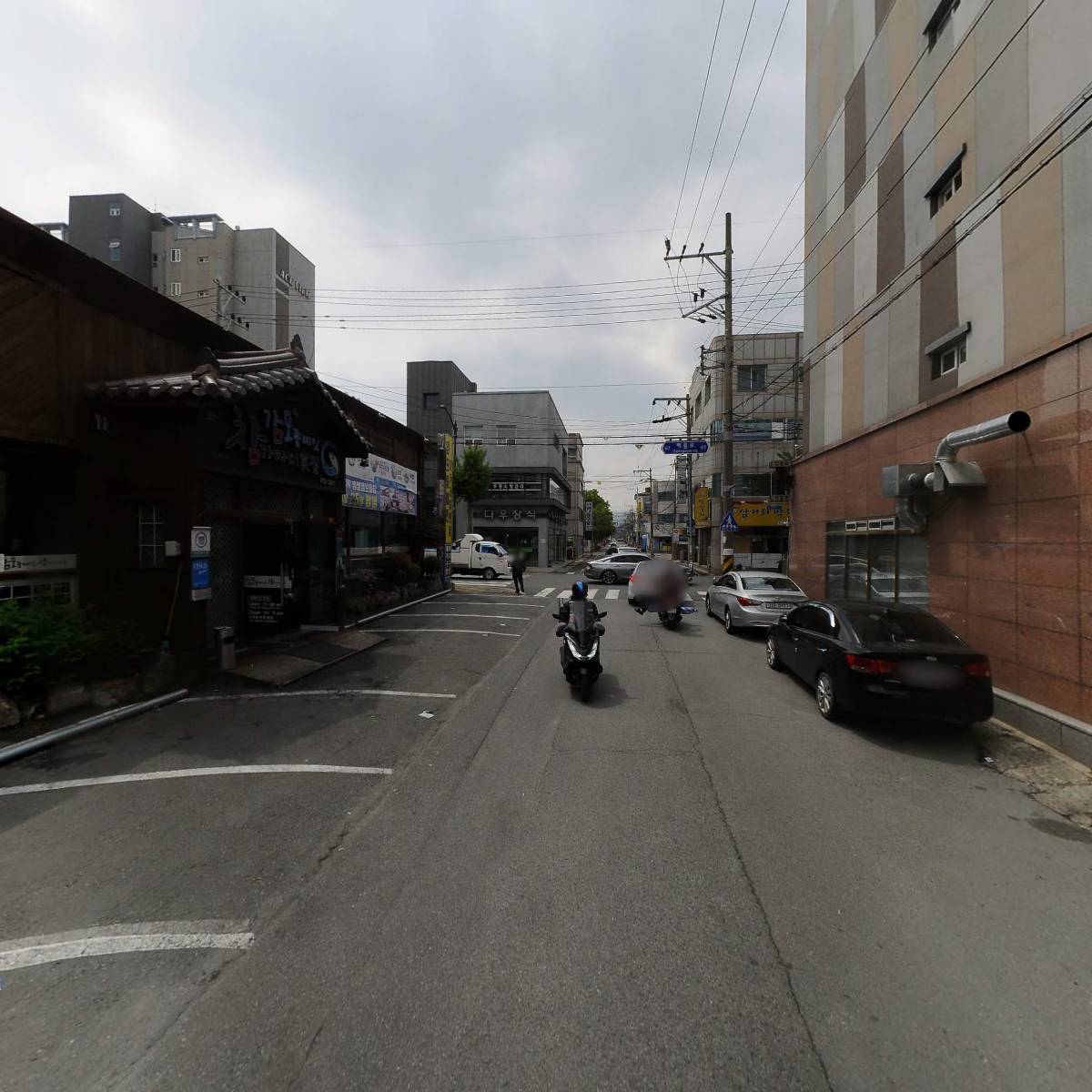 동근이숯불두마리치킨_2