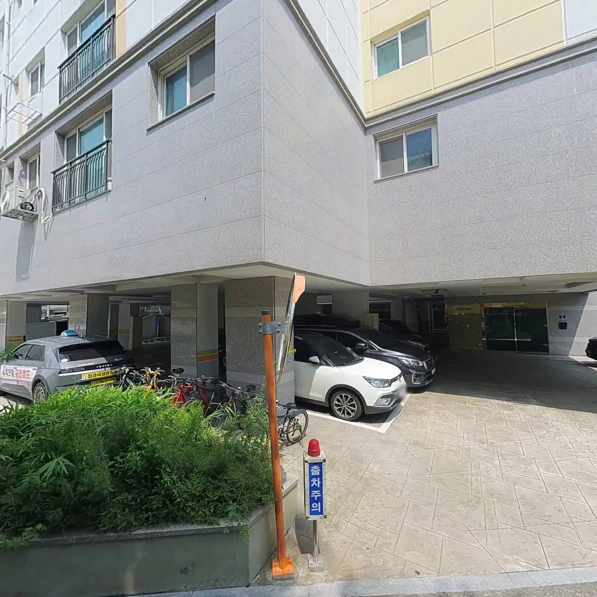 플로리쉬 디자인