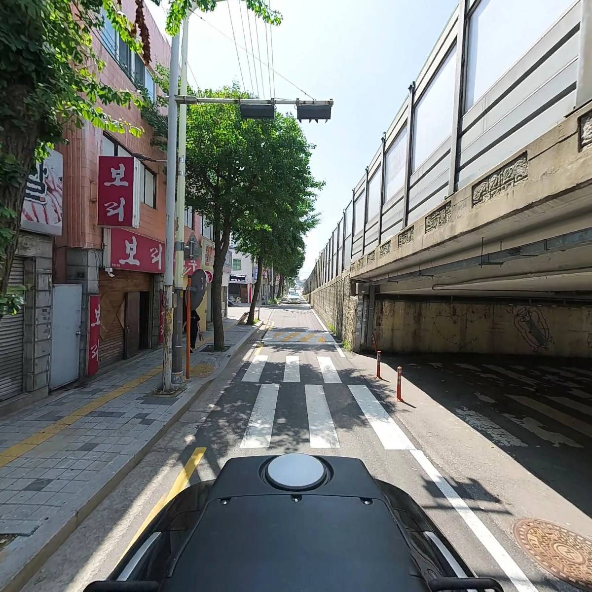 용궁해물칼국수족발_2