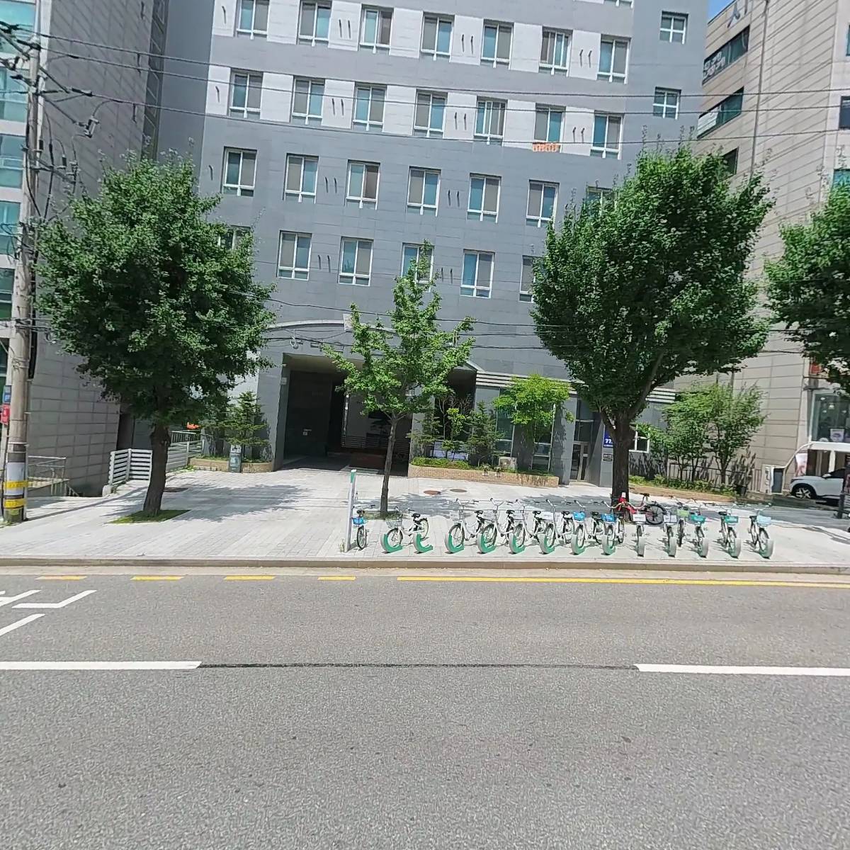 로아리테일코리아_3