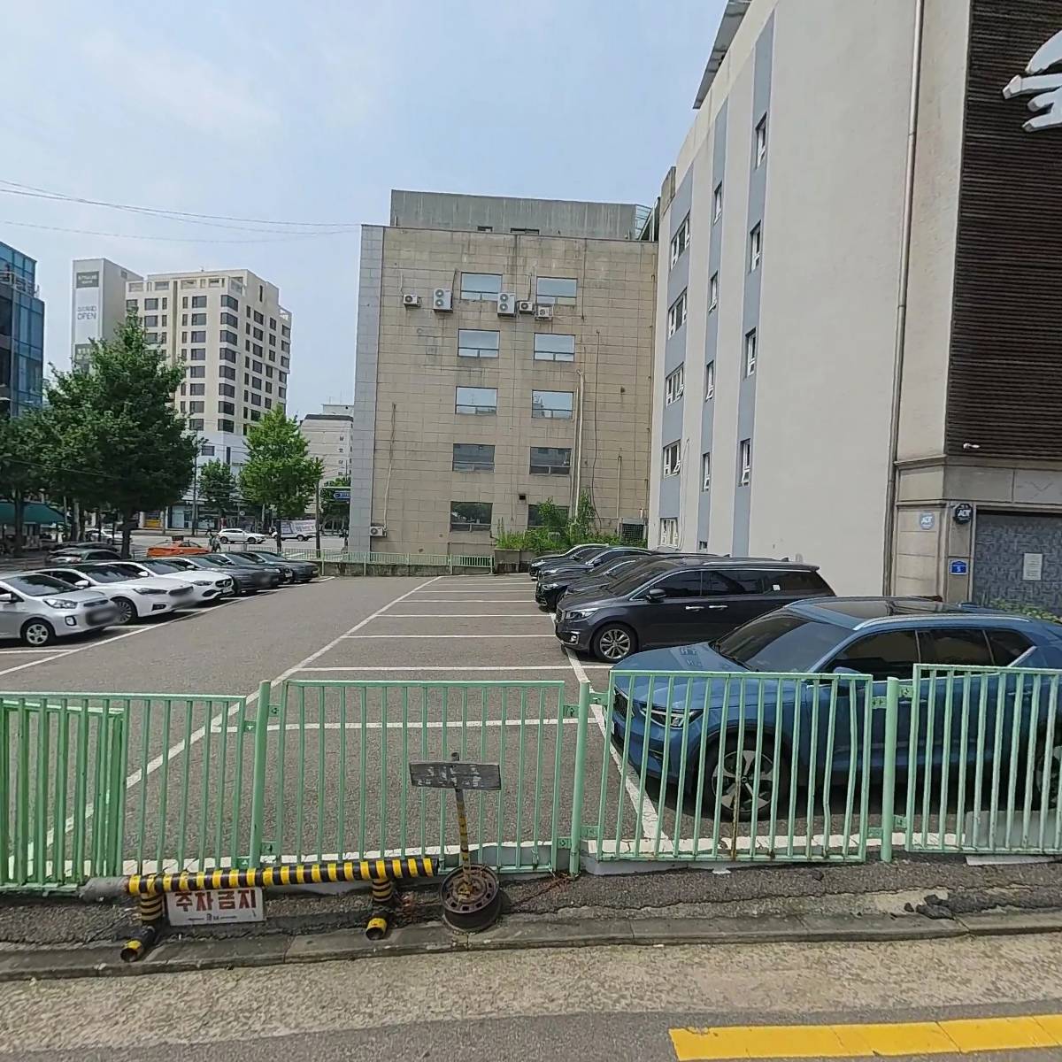 버나비잉글리쉬어학원