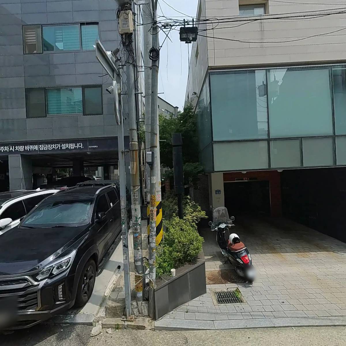 （주）북하우스퍼블리셔스