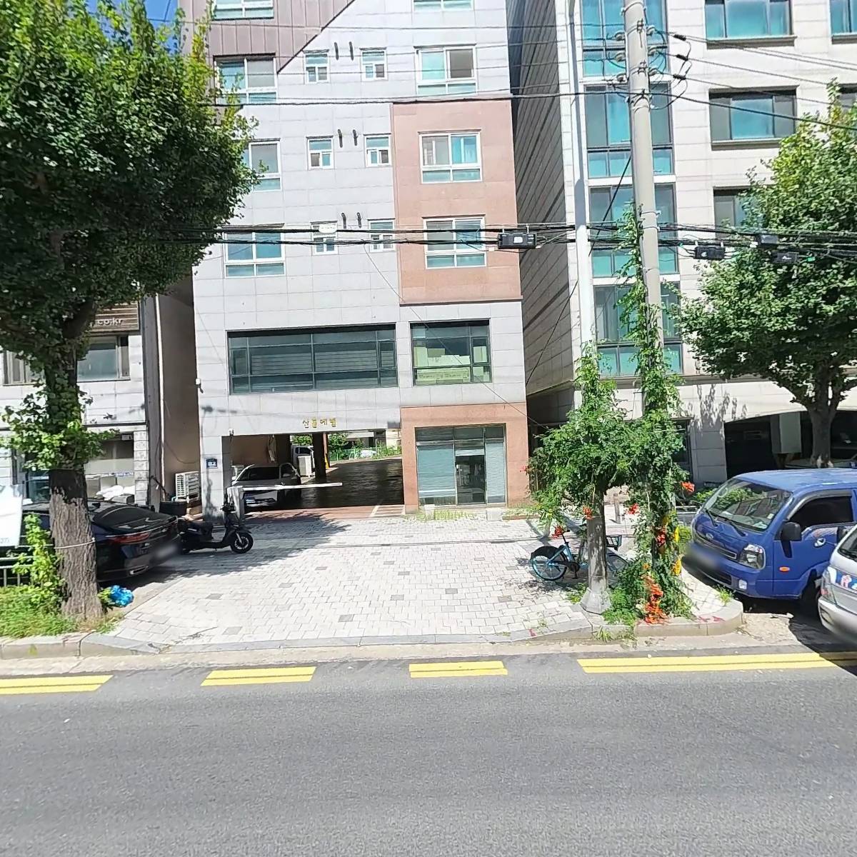 더블디팩토리(주)
