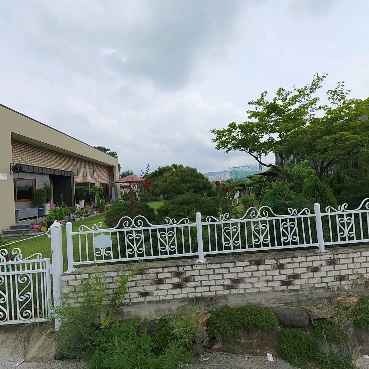동보산업개발