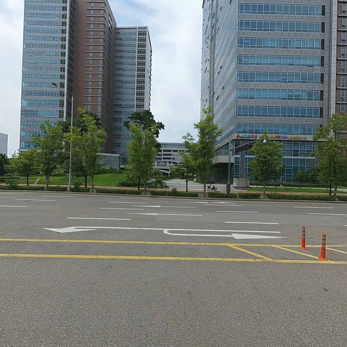 도미노피자 송도2호점_3