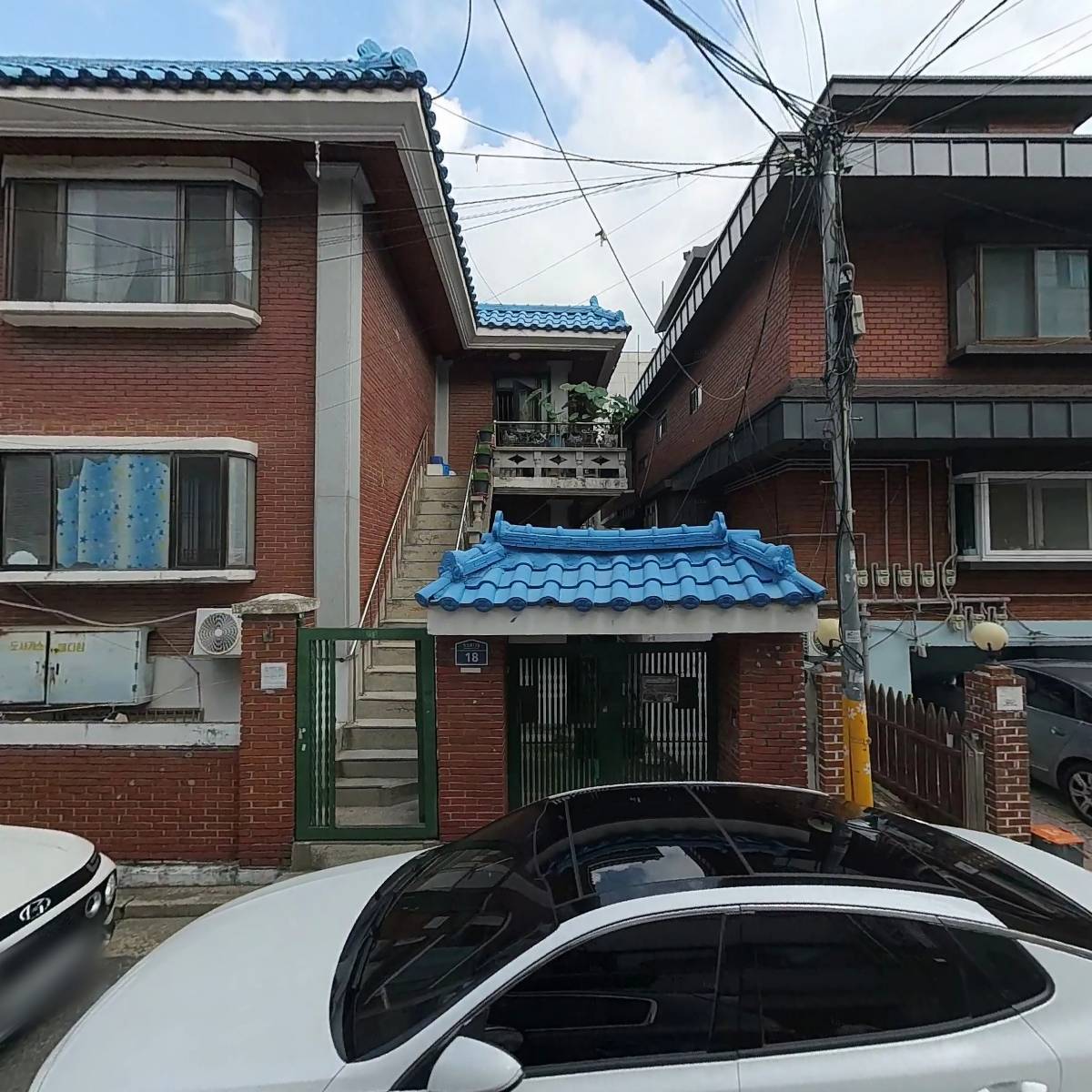 인성어패럴
