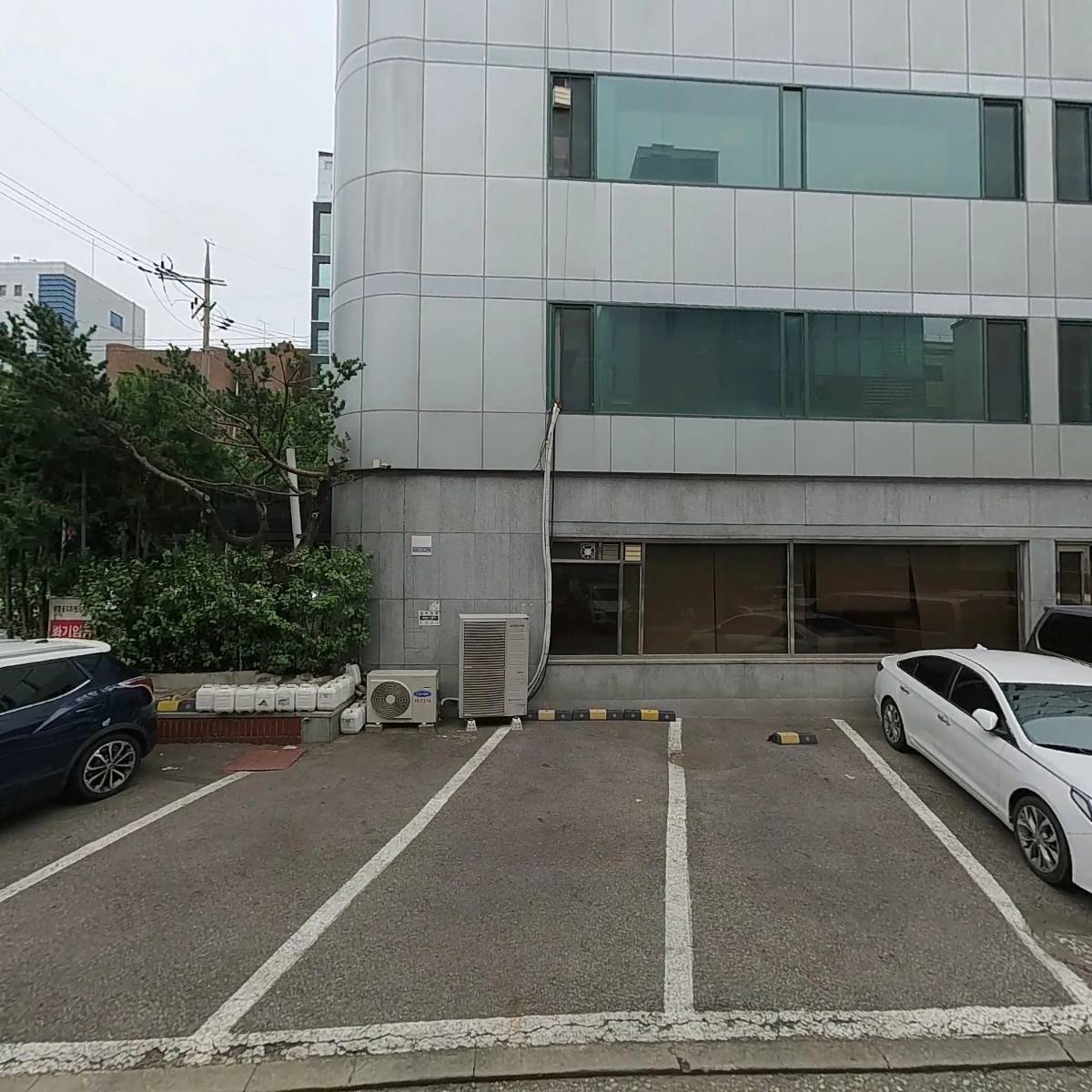 스튜디오사라다